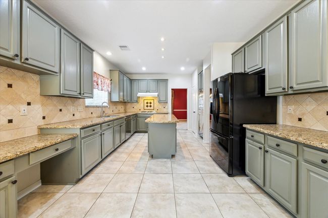 1410 Juniper Ln, House other with 5 bedrooms, 3 bathrooms and 2 parking in Seabrook TX | Image 12