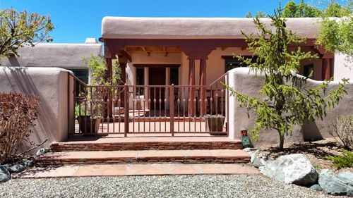 12 N Mesa Rd, El Prado, NM, 87529-7463 | Card Image