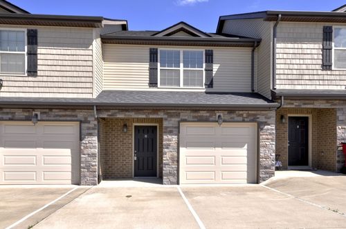 d-121 Melbourne Dr, Clarksville, TN, 37043-2081 | Card Image