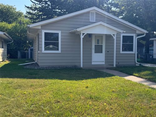 819 Brighton Street, Altoona, WI, 54720 | Card Image