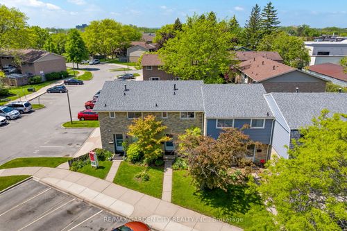 32-75 Ventura Dr, St. Catharines, ON, L2R7J7 | Card Image