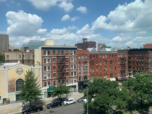 607-171 W 131st St, New York, NY, 10027-2389 | Card Image