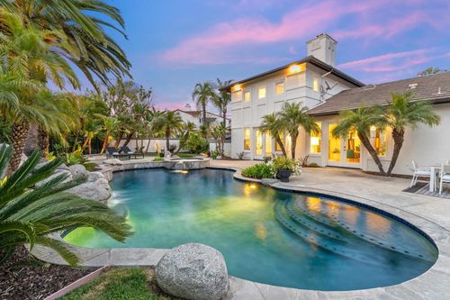 7949 Sitio Redondo, Carlsbad, CA, 92009-9511 | Card Image