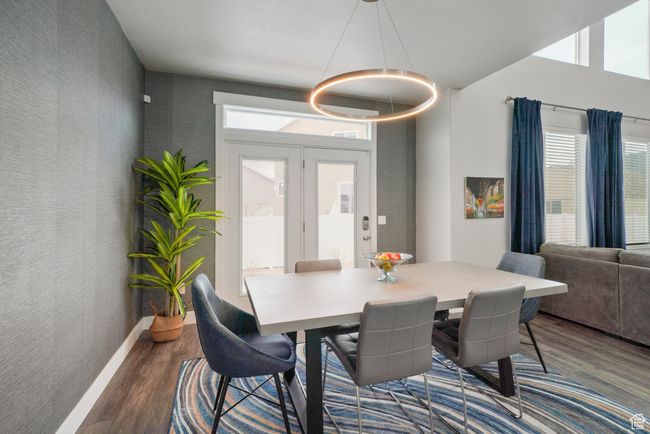 Dining Area | Image 11