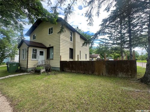 79 Agricultural Avenue, Yorkton, SK, S3N1S2 | Card Image