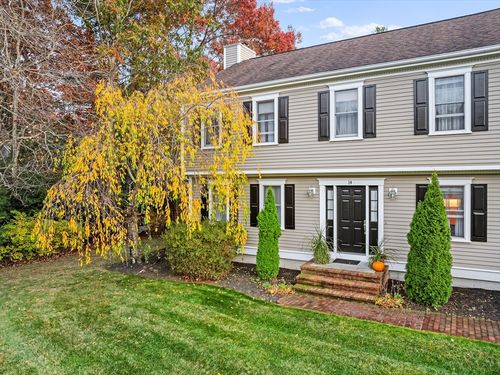 14 Bow Drive, Acushnet, MA, 02743 | Card Image