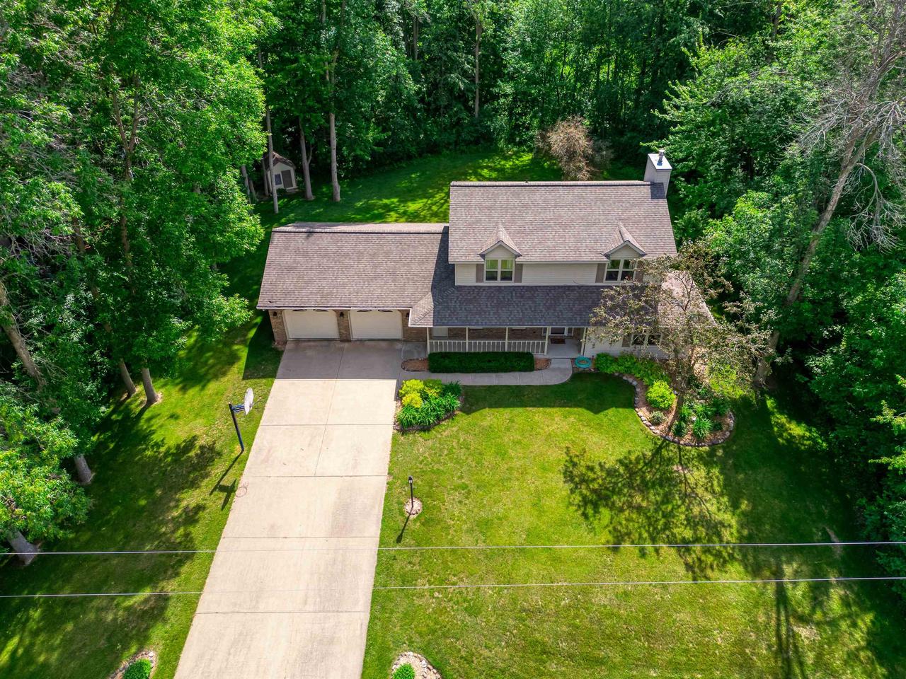 Woodington Way, Suamico, WI 54173
