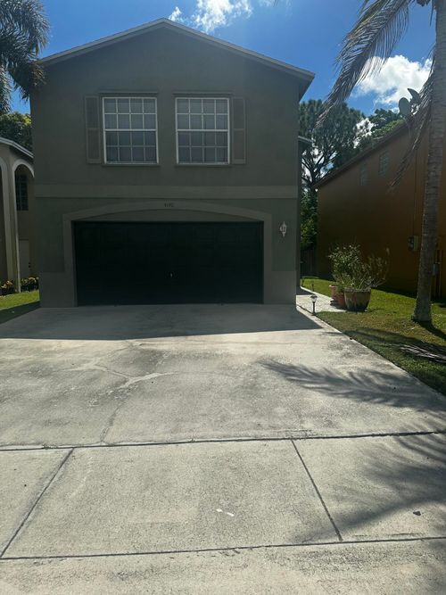 4140 Pine Hollow Cir, Greenacres, FL, 33463-4374 | Card Image
