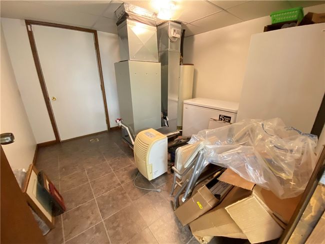 UTILITY ROOM | Image 45
