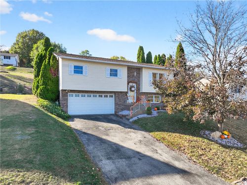 130 Sweeney Circle Dr, Rostraver Township, PA, 15012-9372 | Card Image