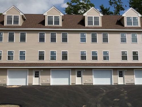 unit-2-95 Eagle Ridge Road, Sandown, NH, 03873 | Card Image