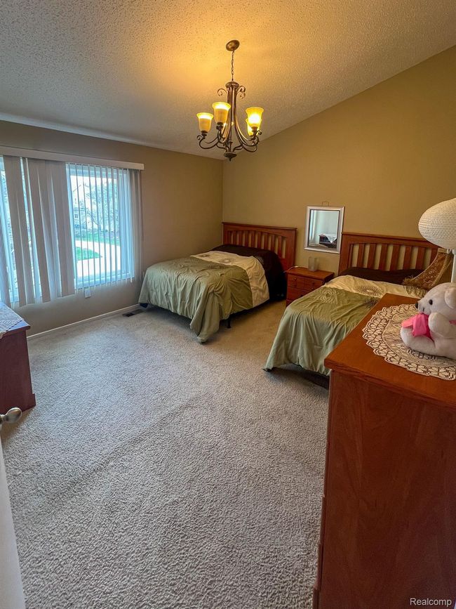 4197 Strathdale Ln, House other with 4 bedrooms, 5 bathrooms and null parking in West Bloomfield MI | Image 30