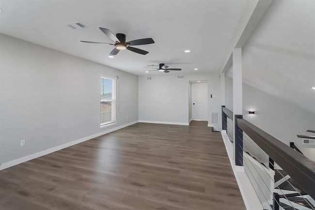 334 Admiral Cir, House other with 4 bedrooms, 3 bathrooms and 3 parking in Tiki Island TX | Image 13