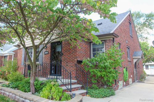 23828 Edward St, Dearborn, MI, 48128-1224 | Card Image