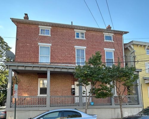 apt-4-88 Harvey St, New Brunswick, NJ, 08901-1855 | Card Image