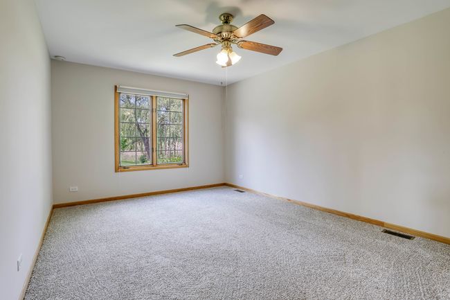 13860 Steeples Rd, Townhouse with 3 bedrooms, 3 bathrooms and 4 parking in Lemont IL | Image 21