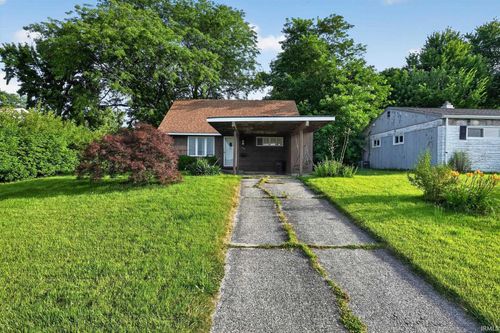 1147 Alpine Dr, South Bend, IN, 46614-2746 | Card Image