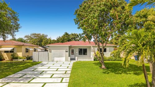 1979 Ne 176th St, North Miami Beach, FL, 33162-2231 | Card Image