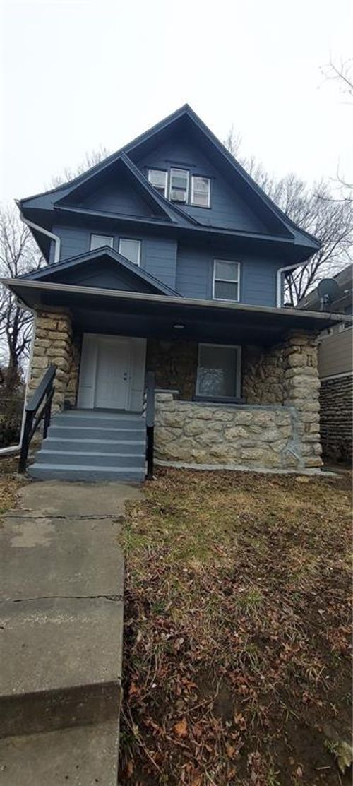 3617 Olive St, Kansas City, MO, 64109-2865 | Card Image