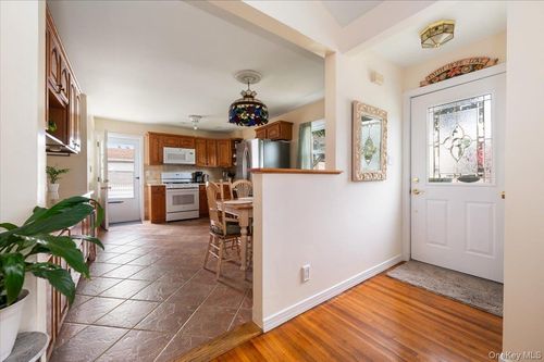 3888 Mill Rd, Seaford, NY, 11783-1838 | Card Image