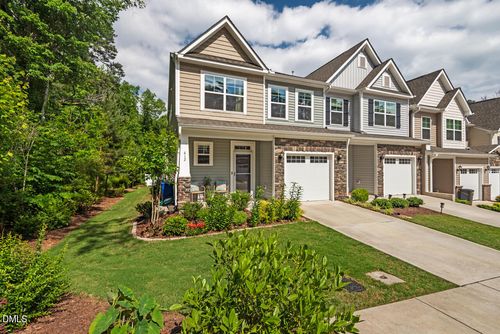 412 Lionel St, Durham, NC, 27705-6200 | Card Image