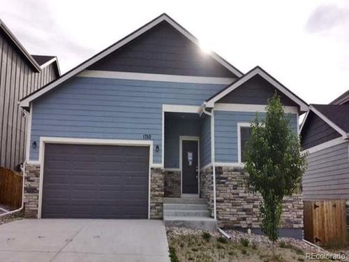 1750 Avery Plaza St, Severance, CO, 80550-2877 | Card Image