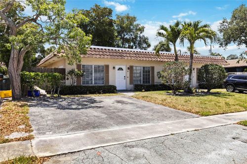 90 Lariat Cir, Boca Raton, FL, 33487-1516 | Card Image