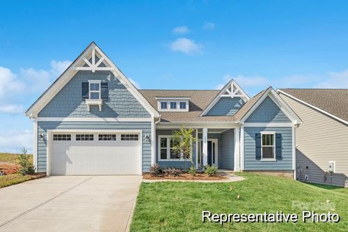 219-1303 Links Crossing Dr, Monroe, NC, 28112-7670 | Card Image