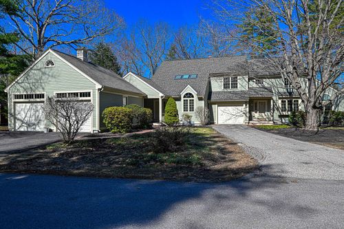 63 Peninsula Dr, Stratham, NH, 03885-2338 | Card Image