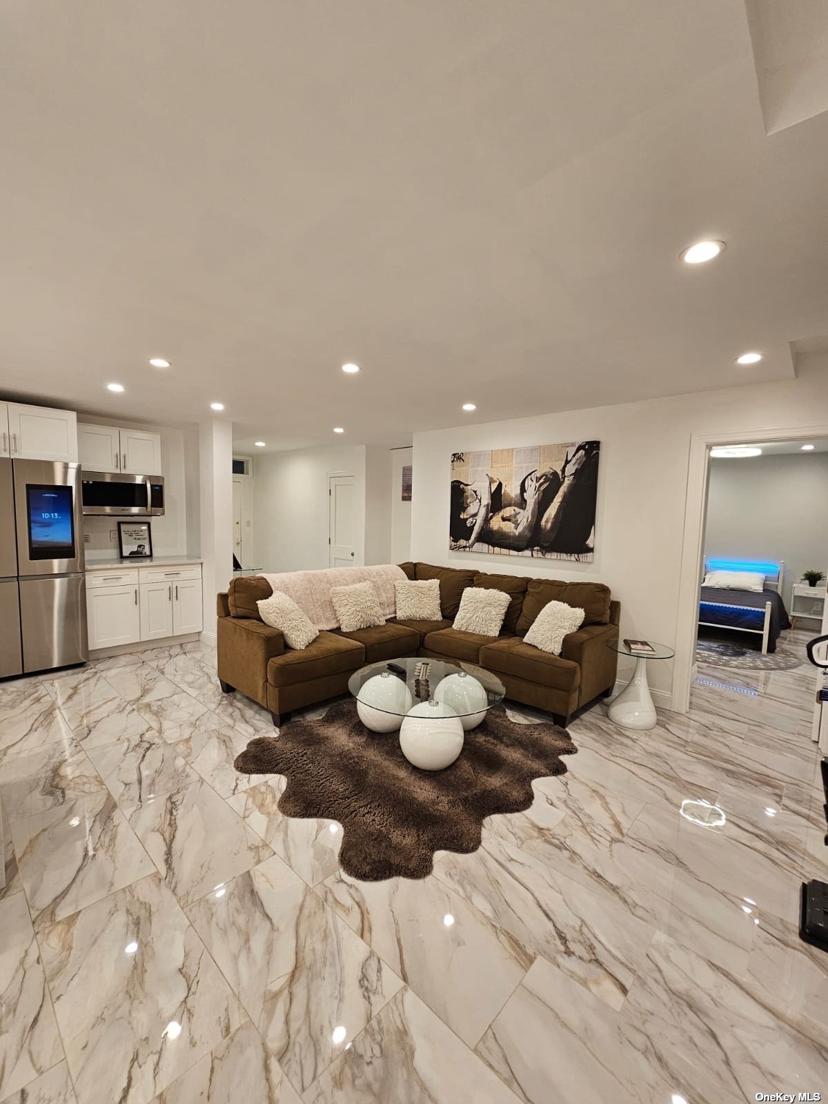 1J 1 E Mill Drive, For Sale in Great Neck Zoocasa