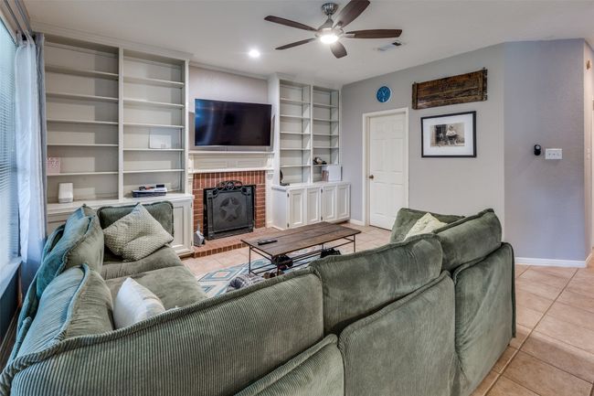 Whether entertaining large crowds or small family gatherings, this home is PERFECT for it all. | Image 15