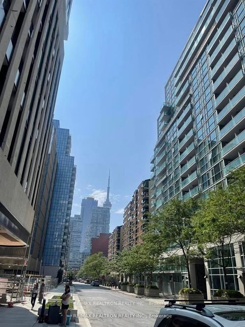 1117-121 St Patrick St, Toronto, ON, M5T0B8 | Card Image