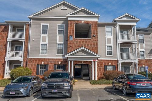 102-725 Denali Way, CHARLOTTESVILLE, VA, 22903-8126 | Card Image