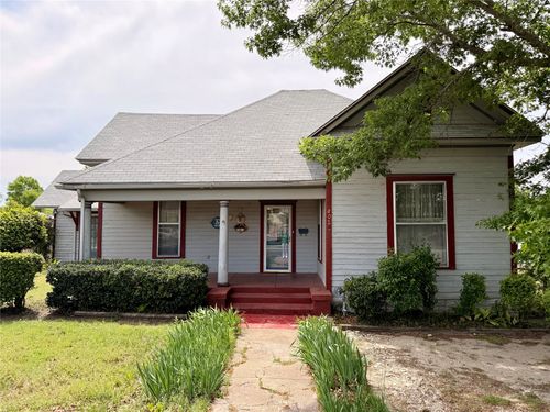 802 E Main St, Hamilton, TX, 76531-1540 | Card Image