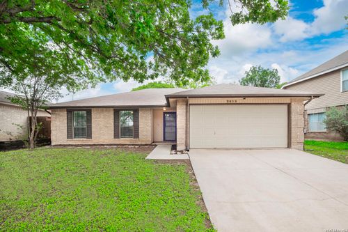 2613 Kline Cir, Schertz, TX, 78154-2754 | Card Image