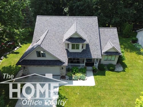 2318 Flagstone Dr, Flushing, MI, 48433-2582 | Card Image