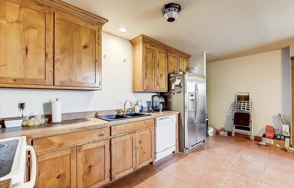 Land in Sanger 5