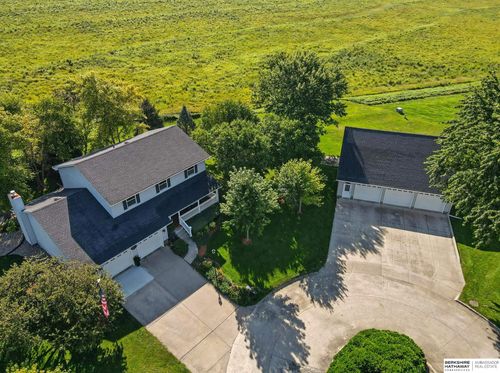 4 Shana Cir, Red Oak, IA, 51566-1321 | Card Image