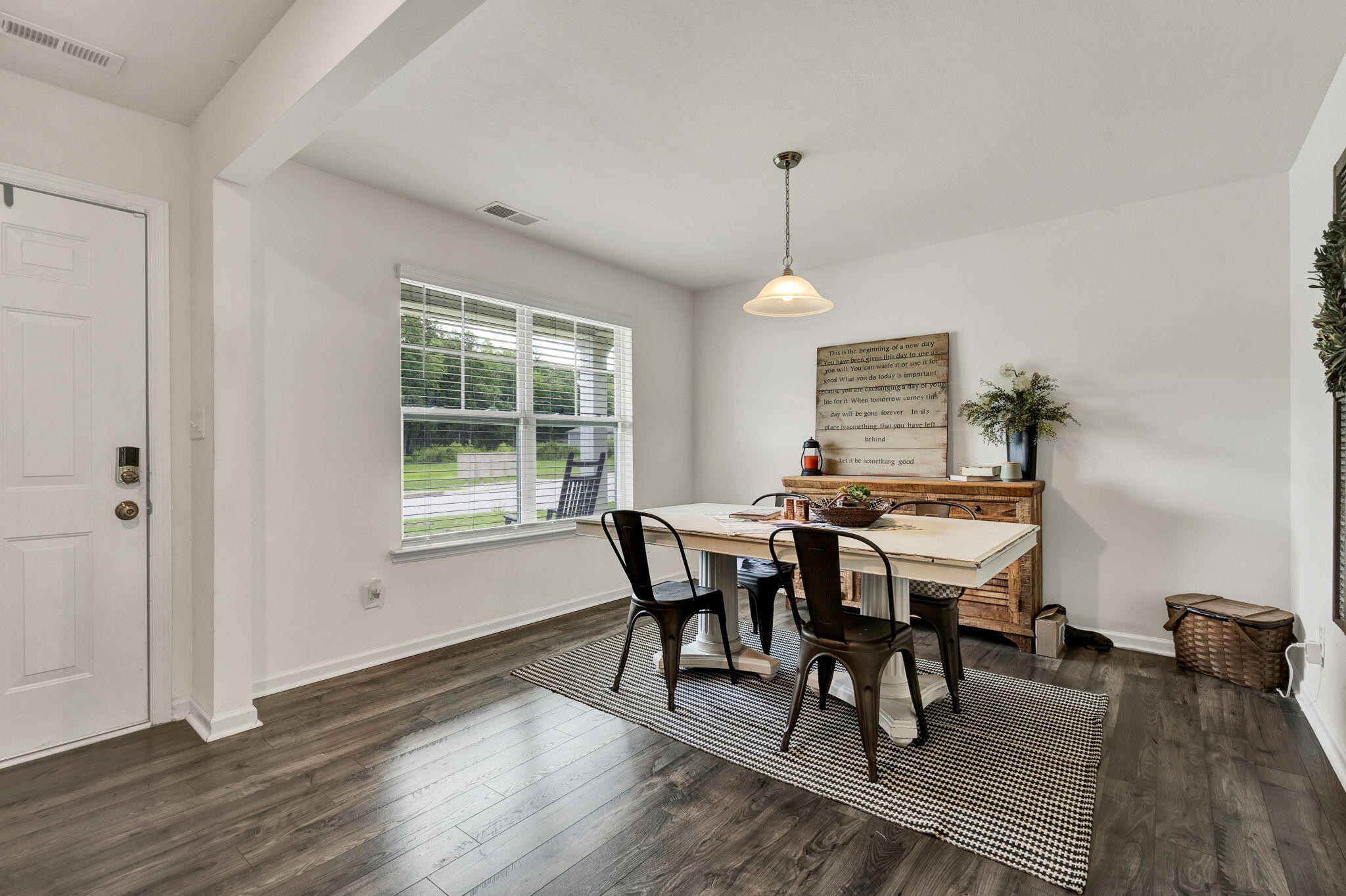 Residential in Birchwood 3