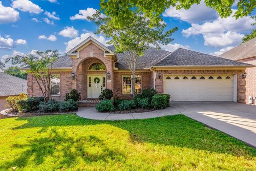 1701 Dorado Beach Dr, Little Rock, AR, 72212-2688 | Card Image