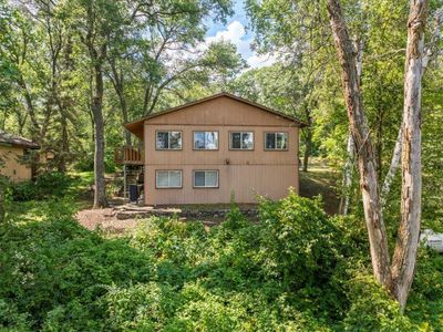 Lake Side of House-with Lake Views | Image 2