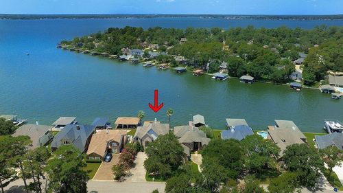 12374 Lake Vista Dr, Willis, TX, 77318-5235 | Card Image
