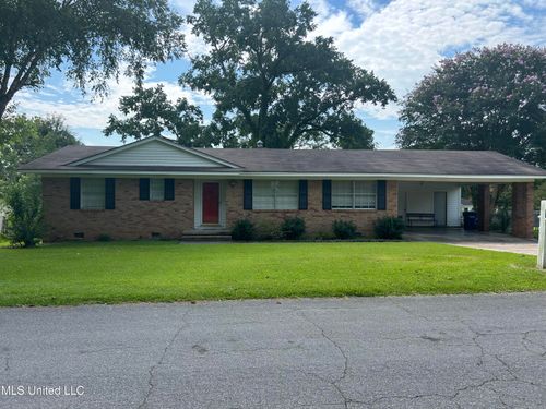 11 Shadow Ln, Natchez, MS, 39120-4742 | Card Image