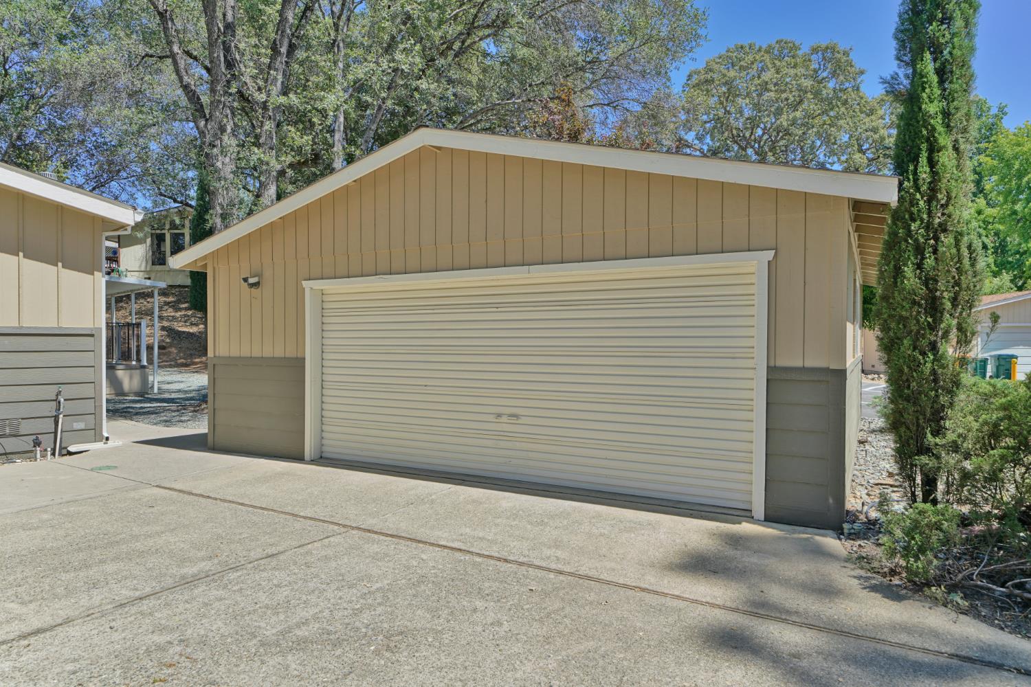 Manufactured In Park in Diamond Springs 3