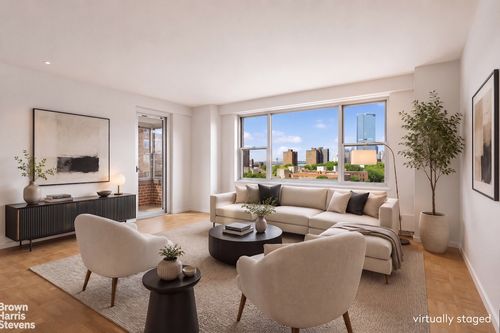 g907-572 Grand St, New York, NY, 10002-2988 | Card Image