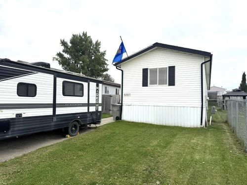 12127 97b St, Grande Prairie, AB, T8V7P2 | Card Image