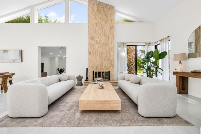 3138 Lakeview Dr, House other with 4 bedrooms, 3 bathrooms and null parking in Delray Beach FL | Image 4