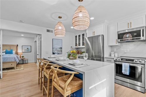 18-34014 Silveroak, Aliso Viejo, CA, 92656-1513 | Card Image