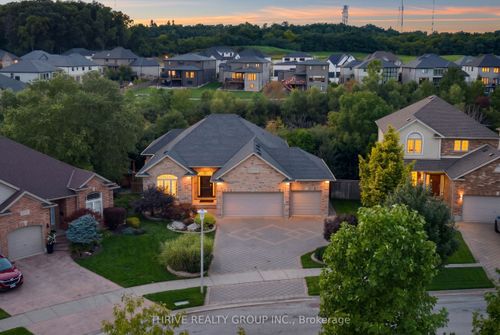 1193 Thornley St, London, ON, N6K4V5 | Card Image