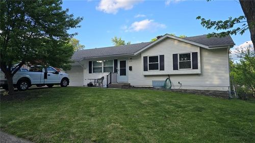 3521 Rogers Ln, Independence, MO, 64055-3547 | Card Image